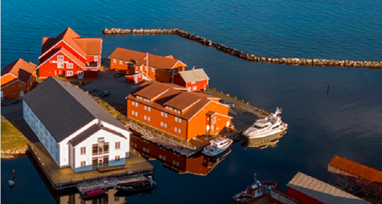 挪威7日跟团游<美食之旅>【航班往返】【原生态渔村】【7项特色体验活动一价全含】布道台登顶|大西洋海钓|弗洛姆高山火车|布里克斯达尔冰川|入住峡湾景观酒店