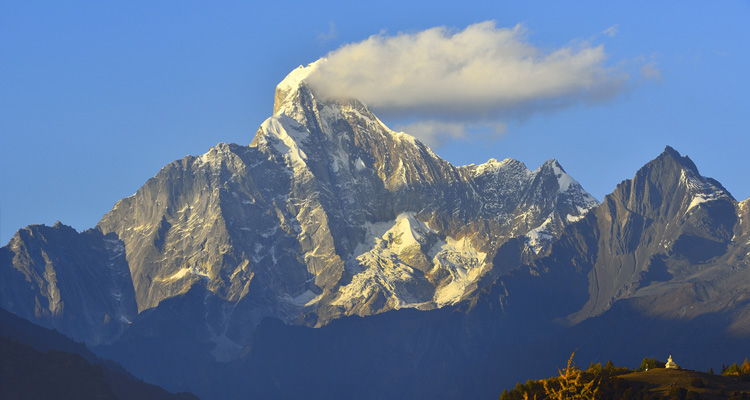 【8人团】稻城亚丁+墨石+鱼子西+格底拉姆 5 日游